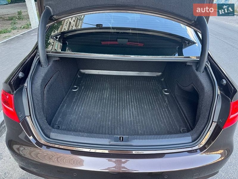Седан Audi A4 2012 в Днепре фото 31 Седан Audi A4 2012 в Днепре