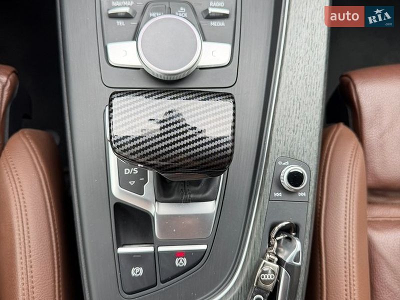 Седан Audi A4 2018 в Стрию