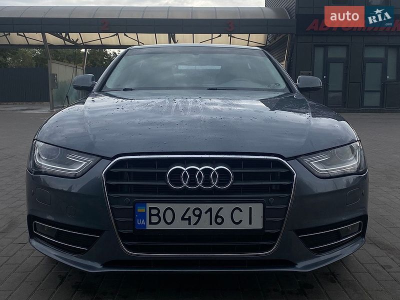 Седан Audi A4 2013 в Тернополе