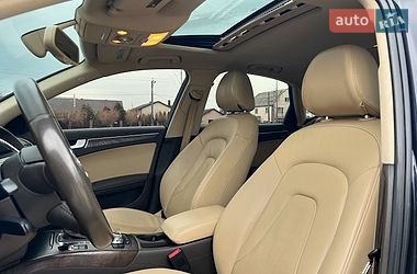 Седан Audi A4 2012 в Львове