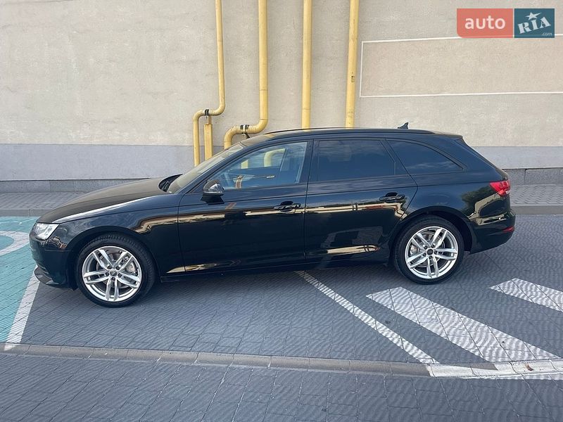 Универсал Audi A4 2016 в Львове