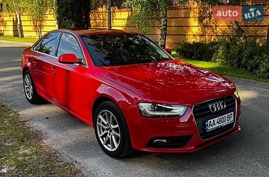 Седан Audi A4 2014 в Броварах