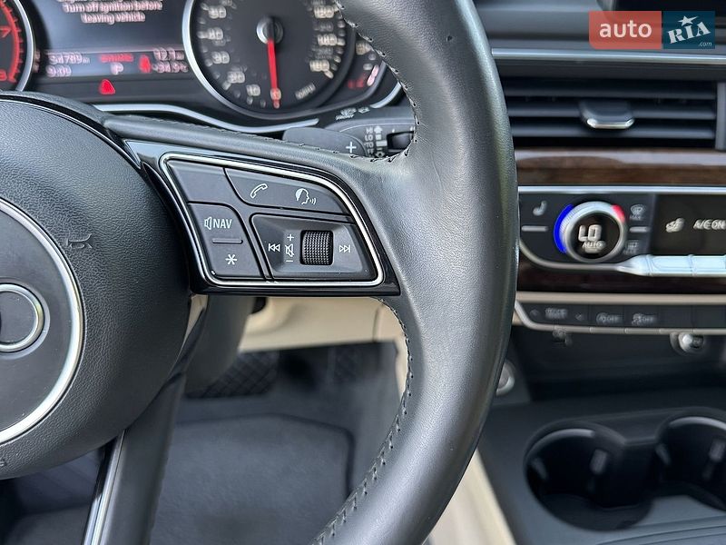 Седан Audi A4 2018 в Луцьку