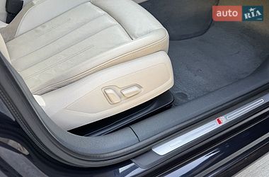 Седан Audi A4 2018 в Луцьку