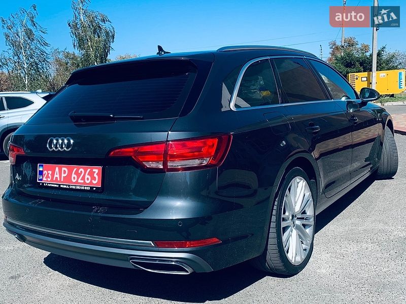 Универсал Audi A4 2018 в Киеве