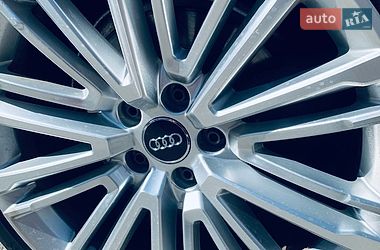 Универсал Audi A4 2018 в Киеве