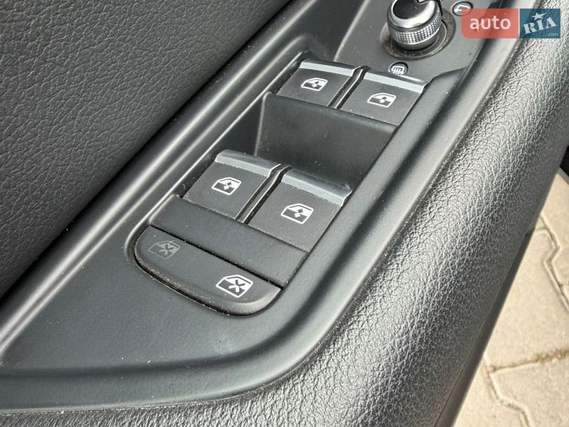Седан Audi A4 2017 в Львове