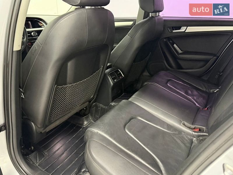 Седан Audi A4 2015 в Одесі