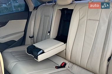 Седан Audi A4 2018 в Одессе