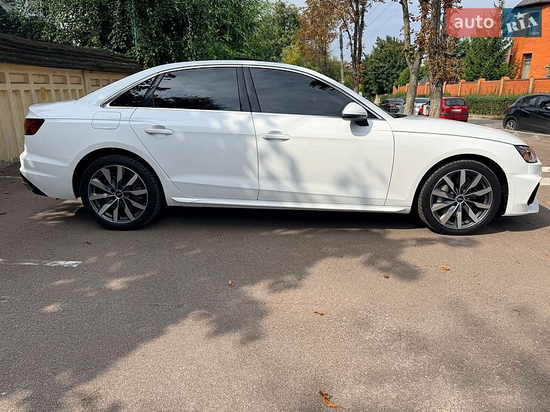 Седан Audi A4 2021 в Харькове