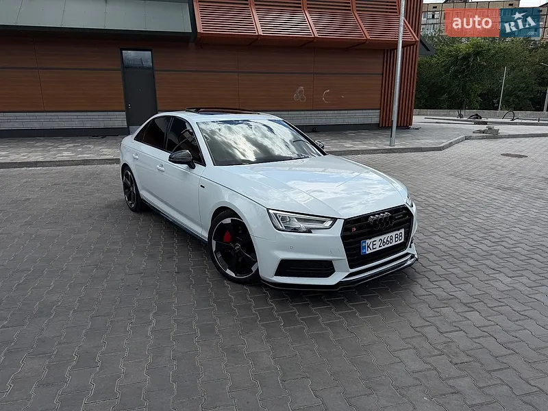 Audi A4 2018