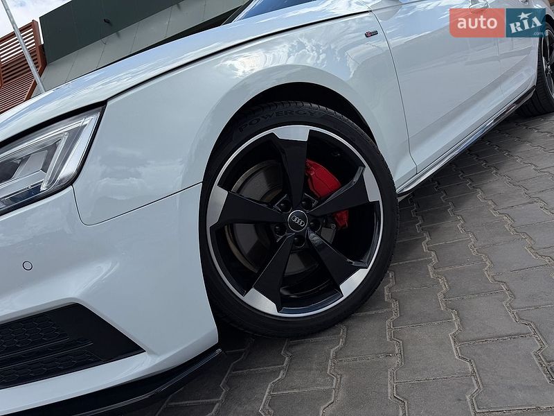 Седан Audi A4 2018 в Кривому Розі