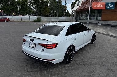 Седан Audi A4 2018 в Кривому Розі