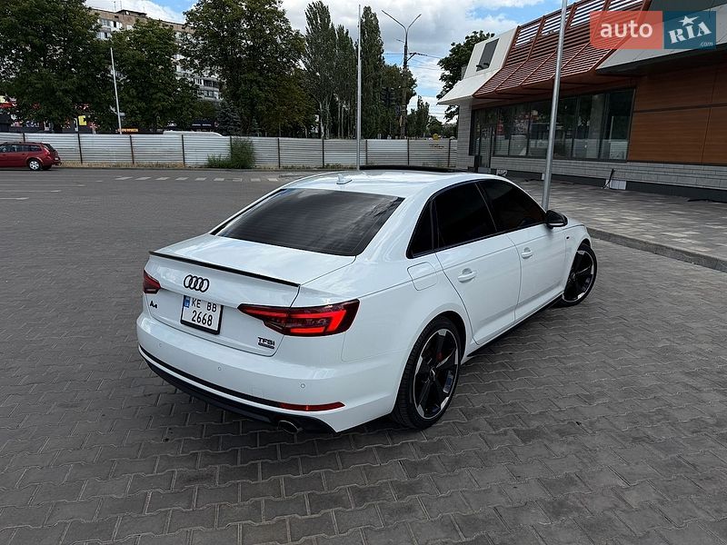 Седан Audi A4 2018 в Кривому Розі
