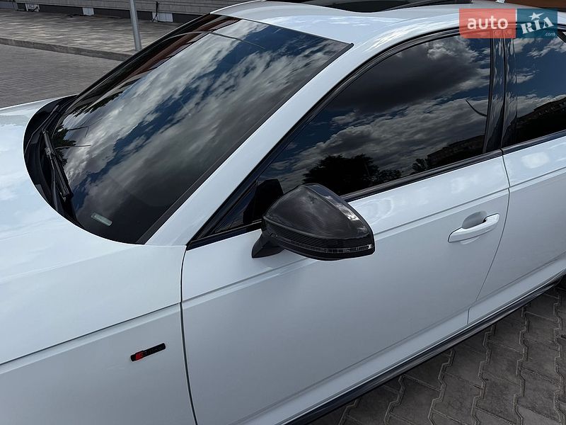 Седан Audi A4 2018 в Кривому Розі