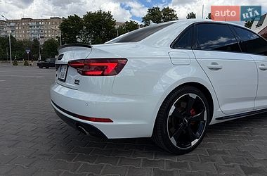 Седан Audi A4 2018 в Кривому Розі