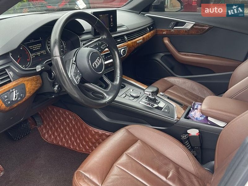 Седан Audi A4 2016 в Любешове