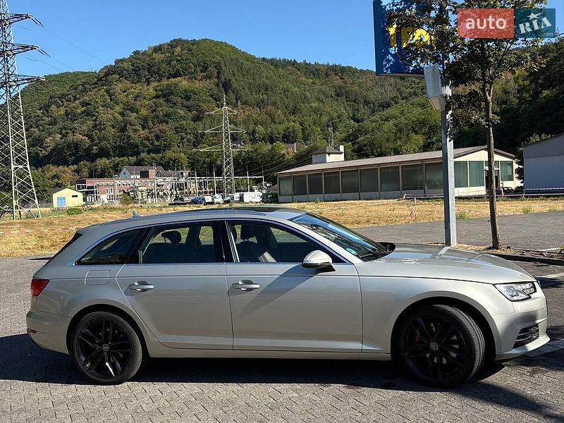 Універсал Audi A4 2016 в Львові