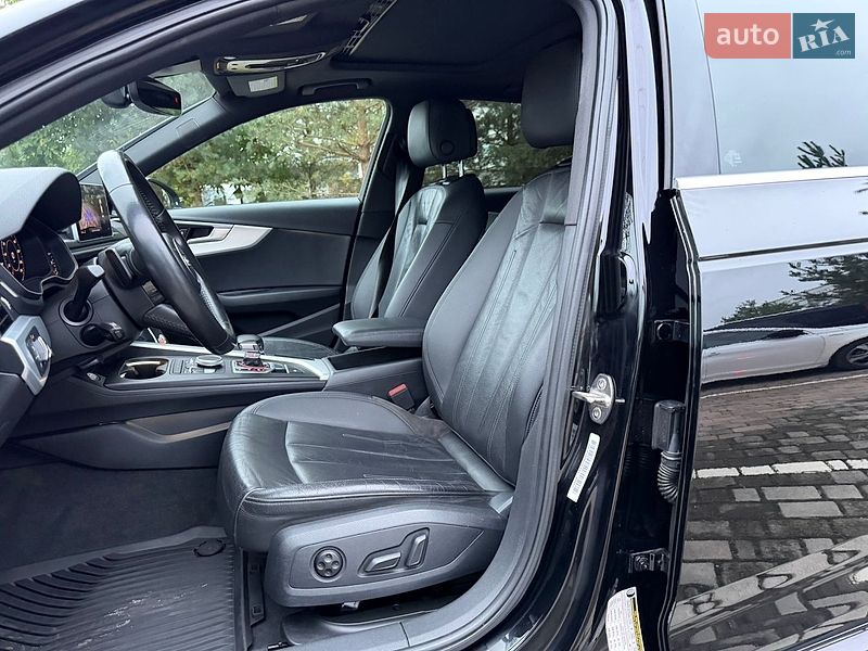 Седан Audi A4 2017 в Ивано-Франковске