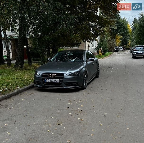 Седан Audi A4 2012 в Тернополе