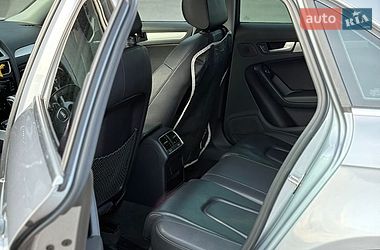 Седан Audi A4 2015 в Кременчуці