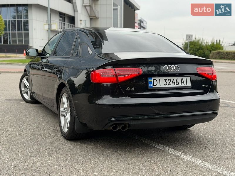 Седан Audi A4 2013 в Києві