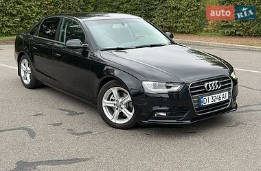 Седан Audi A4 2013 в Києві