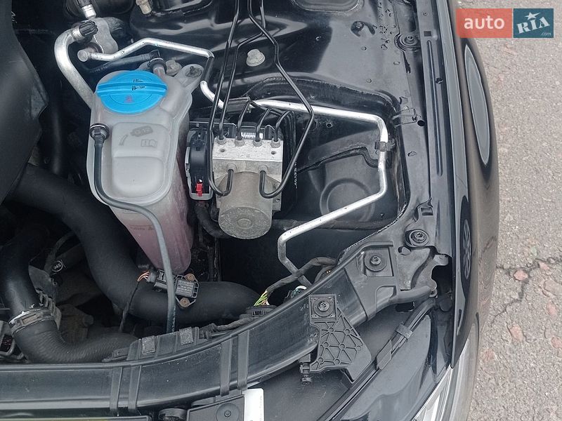Седан Audi A4 2013 в Києві