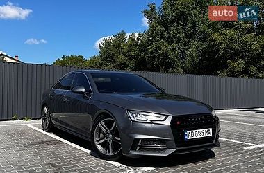 Седан Audi A4 2017 в Вінниці