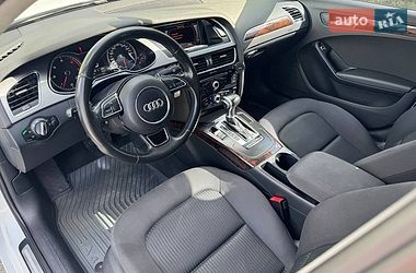 Седан Audi A4 2012 в Киеве