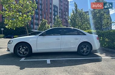Седан Audi A4 2012 в Киеве