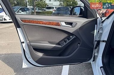 Седан Audi A4 2012 в Киеве