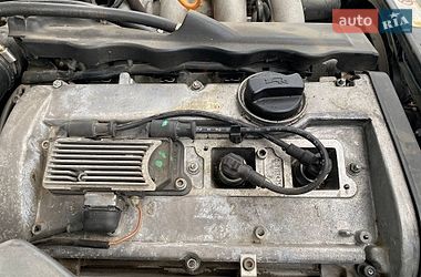 Седан Audi A4 1996 в Львове