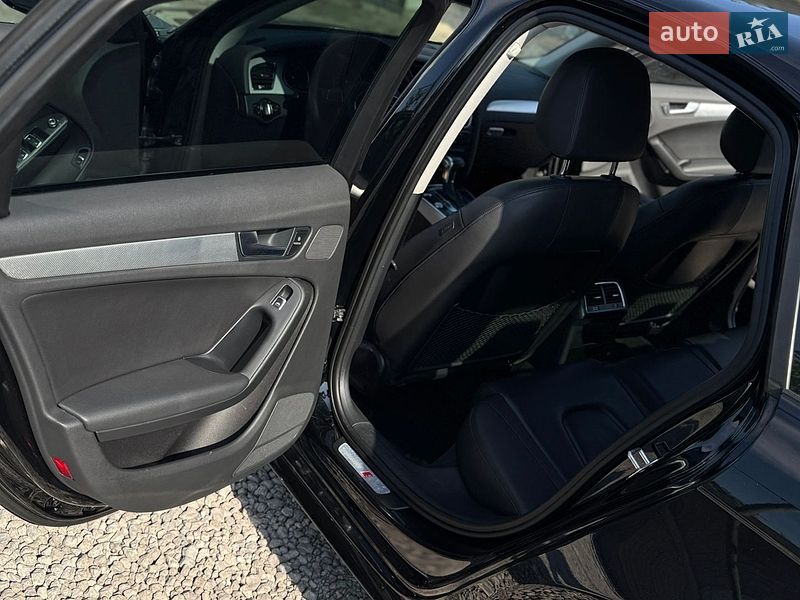 Седан Audi A4 2015 в Дніпрі