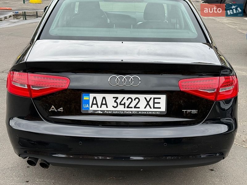 Седан Audi A4 2012 в Києві