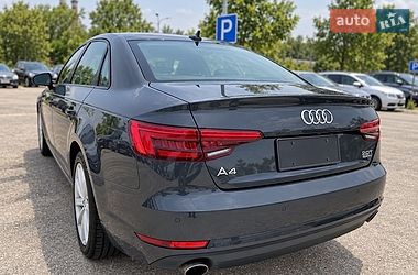 Седан Audi A4 2016 в Киеве