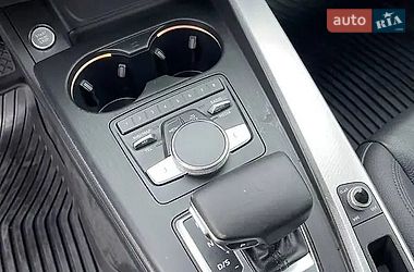 Седан Audi A4 2016 в Киеве
