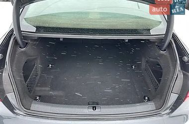 Седан Audi A4 2016 в Киеве