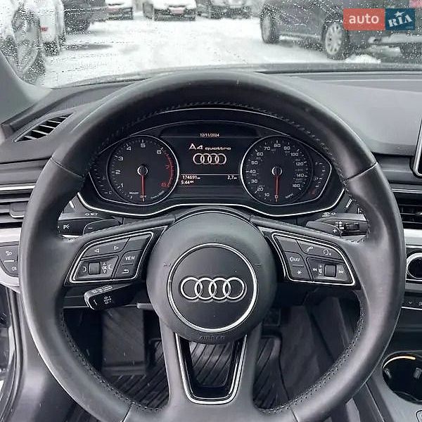 Седан Audi A4 2016 в Киеве
