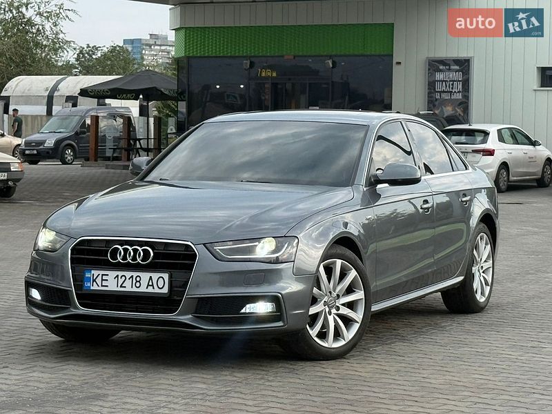 Седан Audi A4 2013 в Дніпрі Седан Audi A4 2013 в Дніпрі