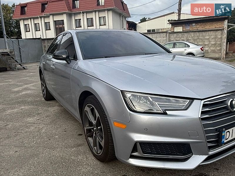 Седан Audi A4 2019 в Києві
