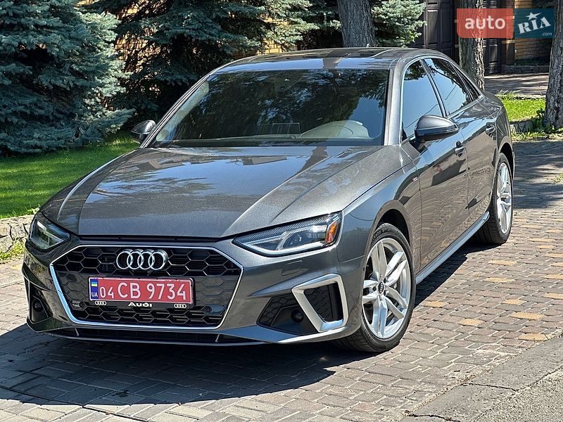 Audi A4, фото з оголошення