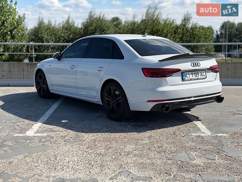 Седан Audi A4 2016 в Києві