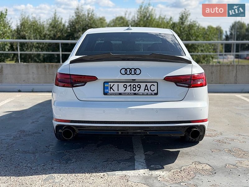 Седан Audi A4 2016 в Києві