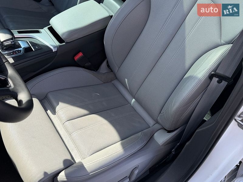 Седан Audi A4 2016 в Києві
