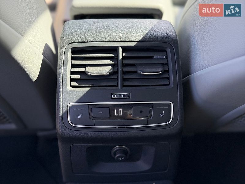 Седан Audi A4 2016 в Києві
