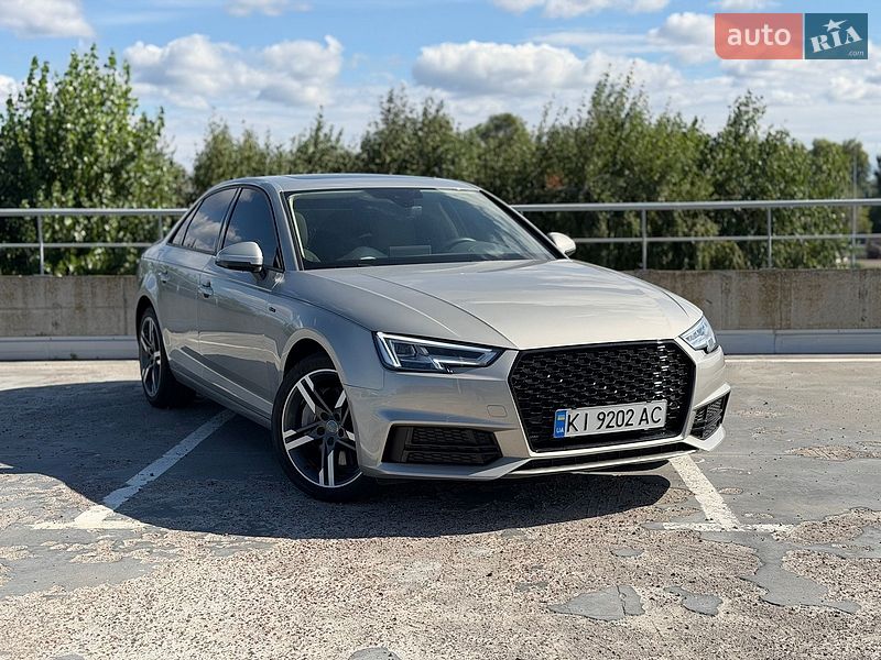 Седан Audi A4 2016 в Киеве