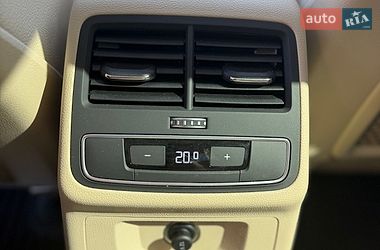 Седан Audi A4 2016 в Киеве