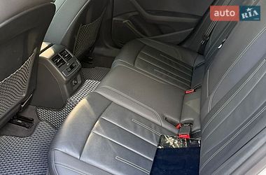 Седан Audi A4 2023 в Чернигове