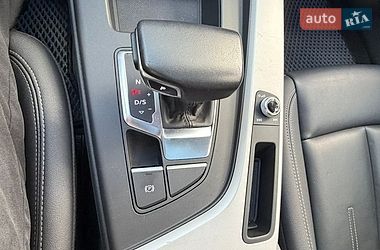 Седан Audi A4 2023 в Чернигове